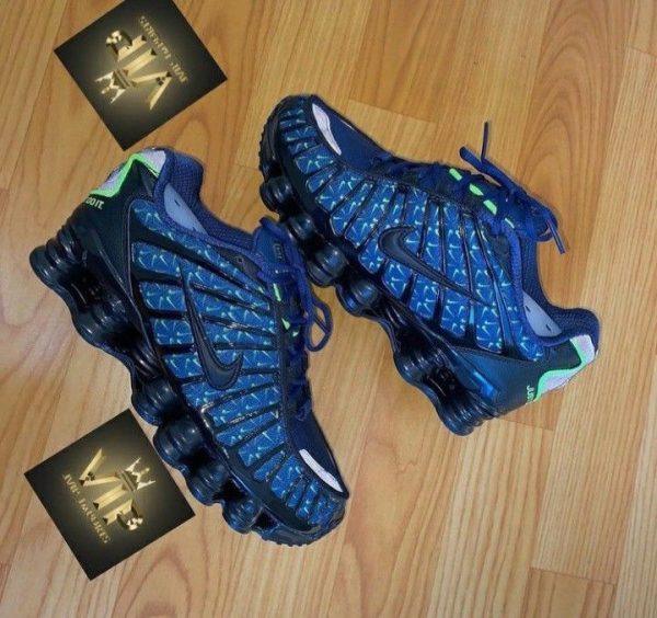 WhatsApp Image 2025-12-18 at 10.04.55 AM Nike Shox – Leistung, Komfort & sportlicher Style