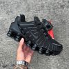 WhatsApp Image 2025-12-18 at 10.04.56 AM (2) Nike Shox – Leistung, Komfort & sportlicher Style