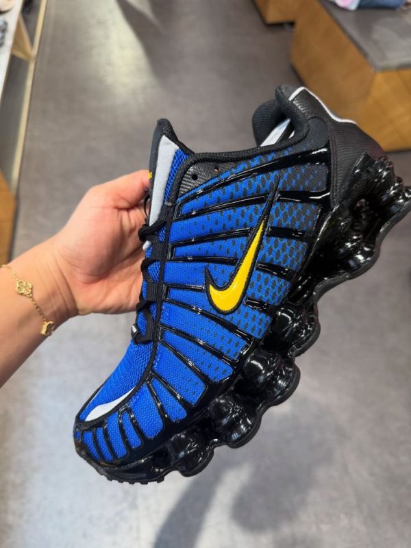 WhatsApp Image 2025-12-18 at 10.04.56 AM (3) Nike Shox – Leistung, Komfort & sportlicher Style