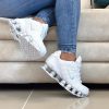 WhatsApp Image 2025-12-18 at 10.04.57 AM (1) Nike Shox – Leistung, Komfort & sportlicher Style